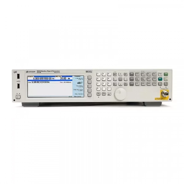 AGILENT HP – N5182A-506 + 1EM-UNT